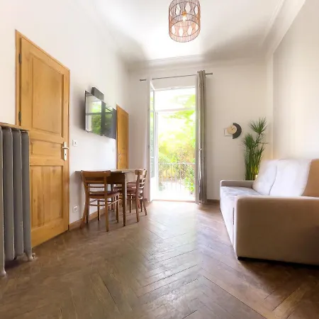 Buffa - Ac, Wifi, 4 Pers, Central Lejlighed *