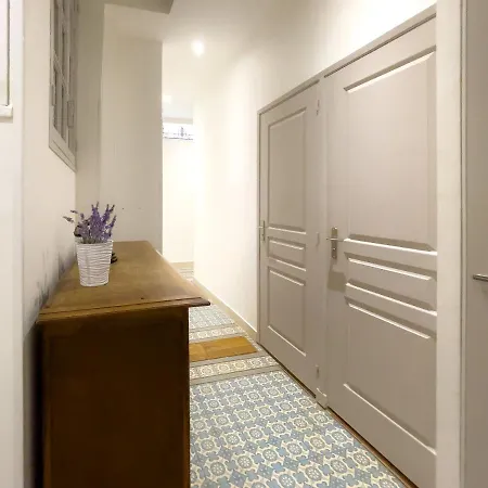 Apartament Buffa - Ac, Wifi, 4 Pers, Central Nicea
