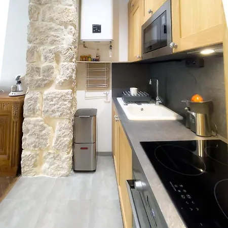 Buffa - Ac, Wifi, 4 Pers, Central Apartament
